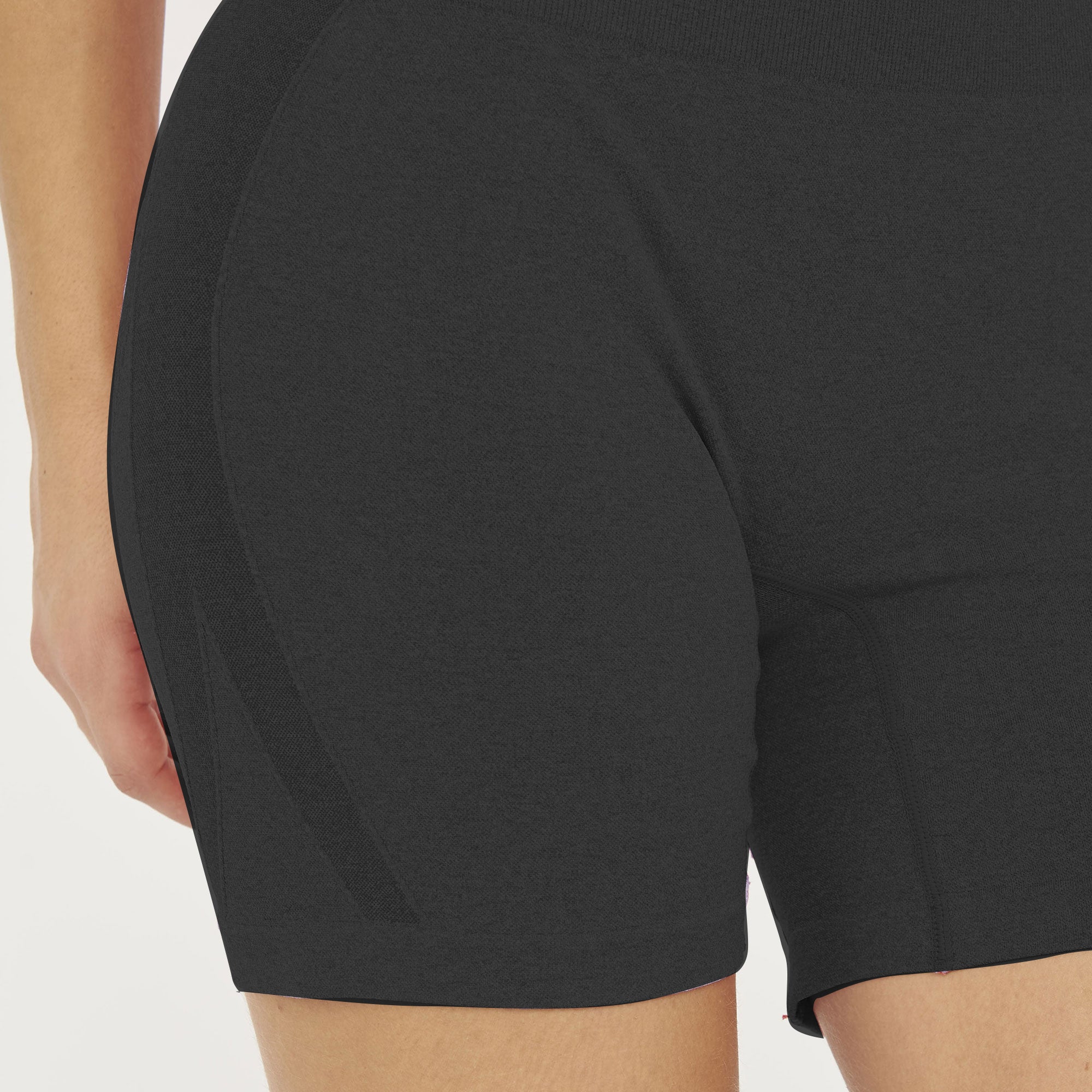 legea-jules-short-aderente-da-allenamento-donna-nero-xl image 5