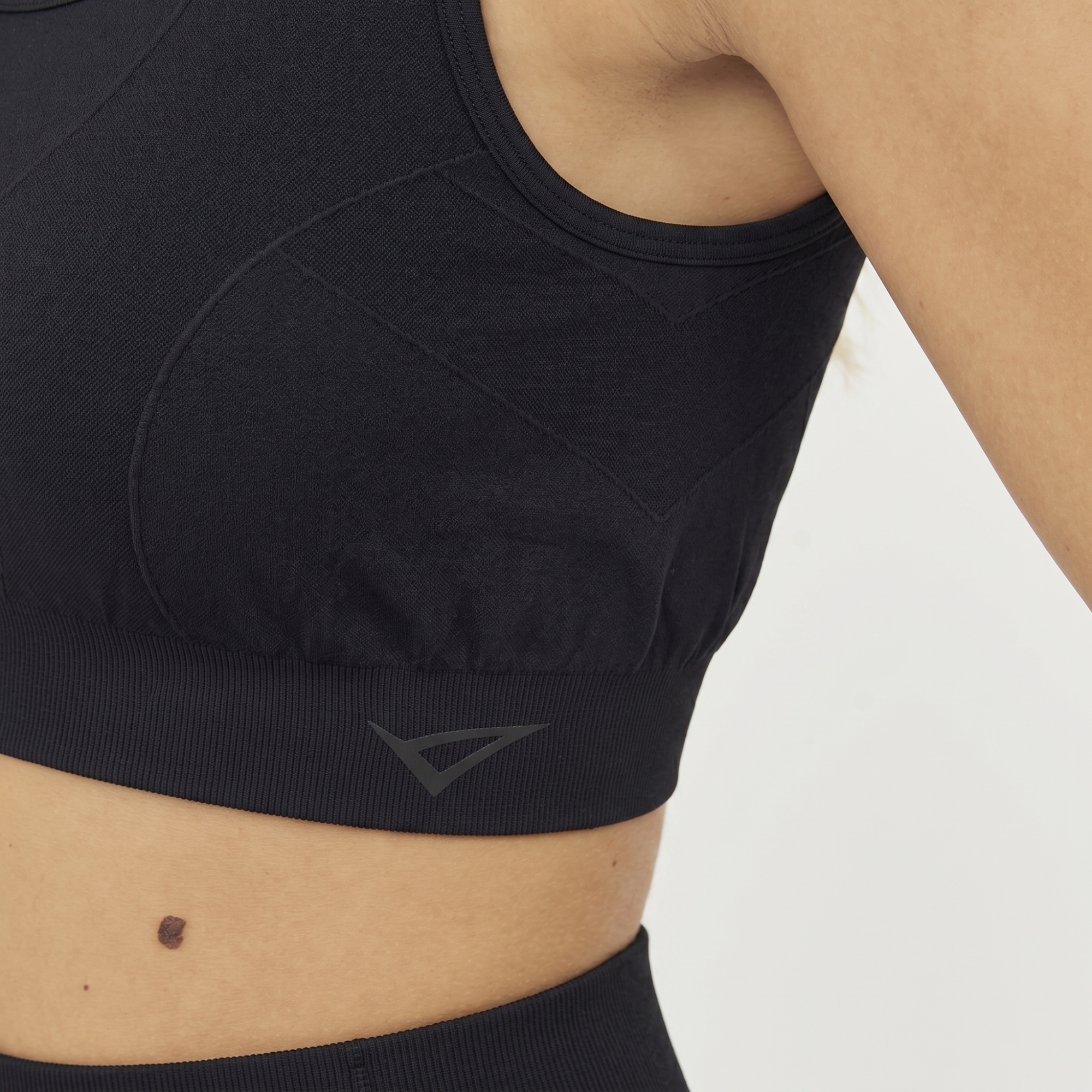 legea-maddy-reggiseno-sportivo-con-coppe-nero-l image 5