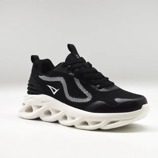 legea-dimu-scarpa-sportiva-flyknit-nero-42 image 1