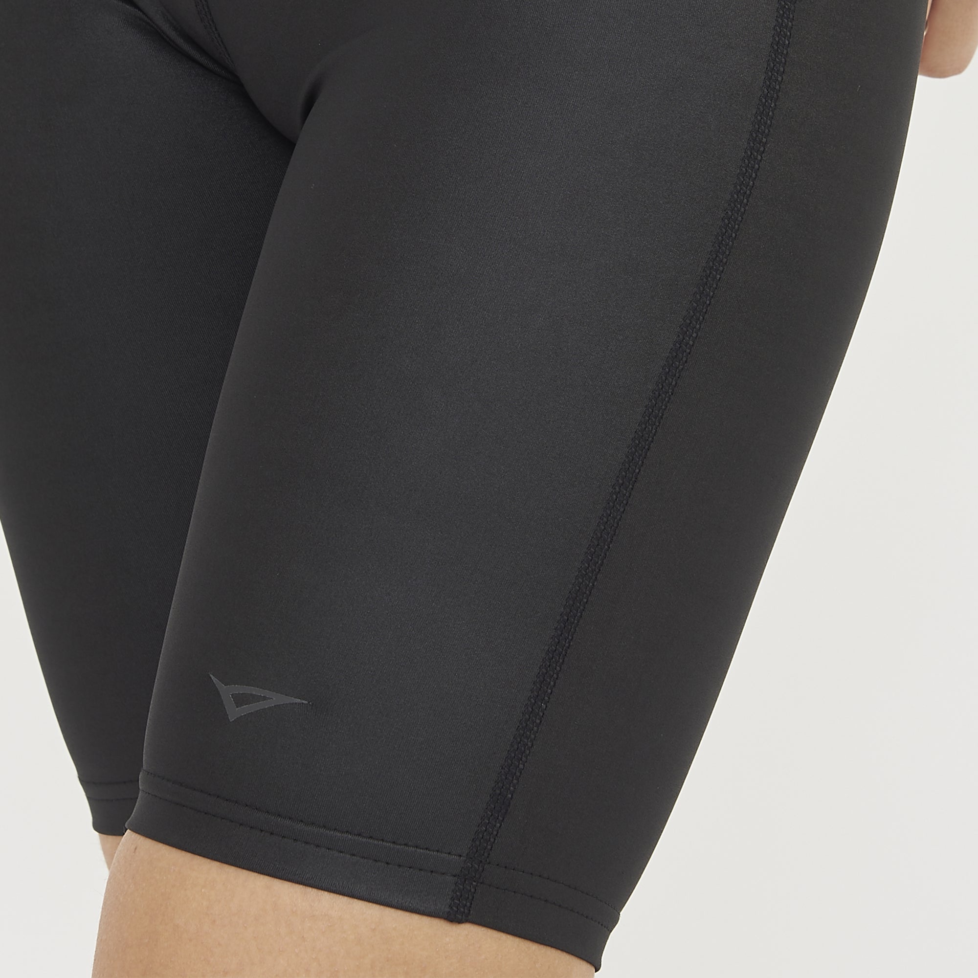 legea-dione-rea-completino-da-allenamento-donna-nero image 6