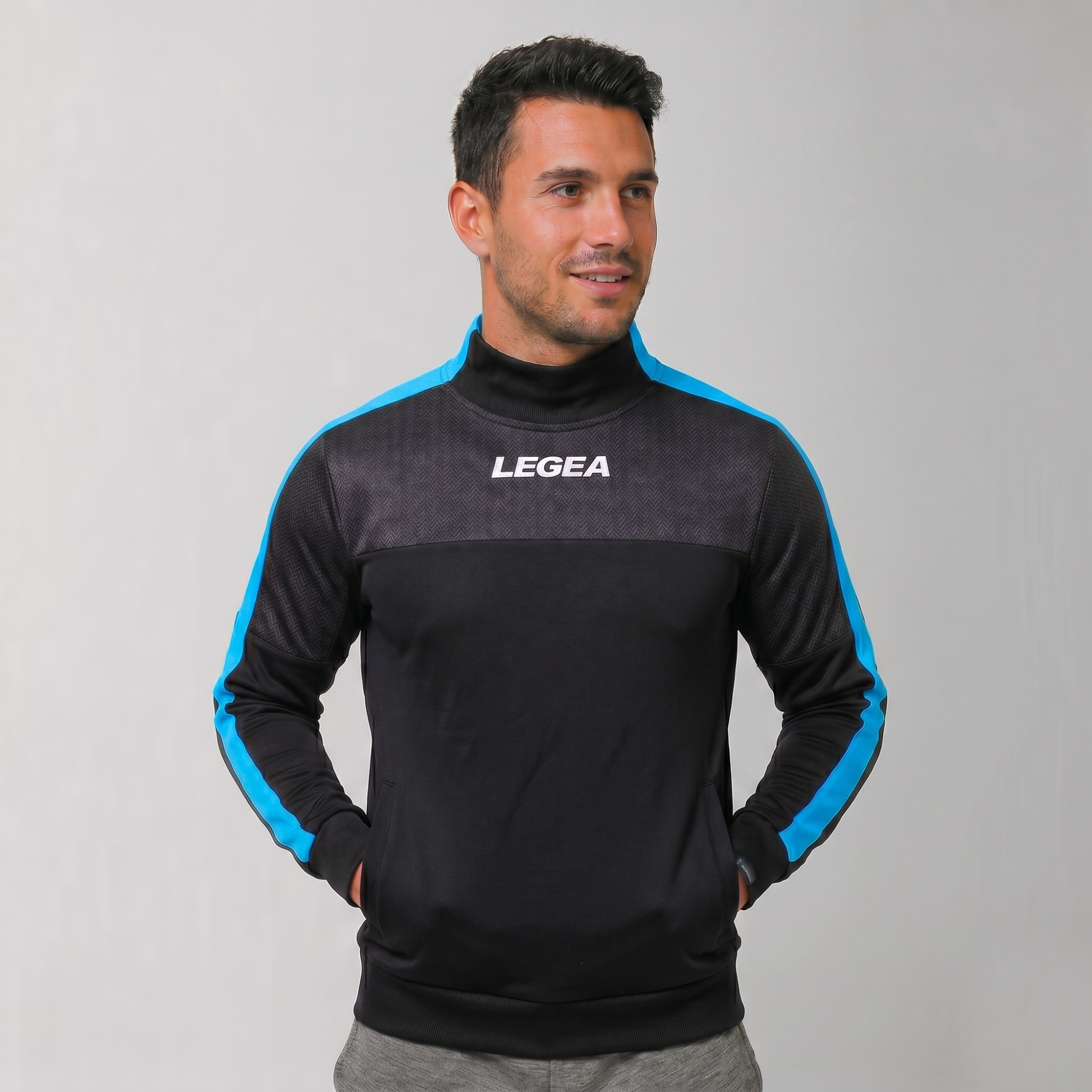 legea-giacca-da-allenamento-damasco-nero-celeste-fluo-xl image 1