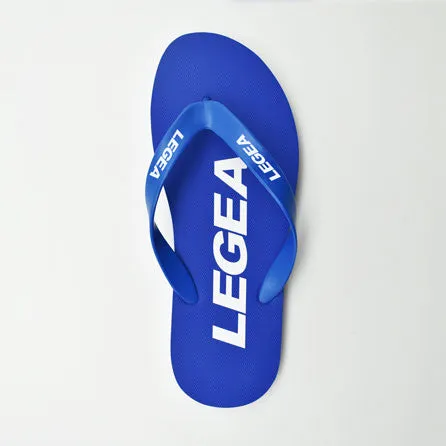 legea-infradito-nazione-da-piscina-e-mare-azzurro-40 image 1